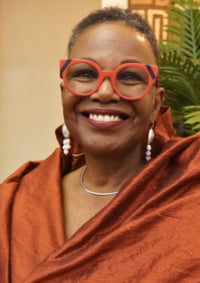 Rev. Dr. Andriette Earl